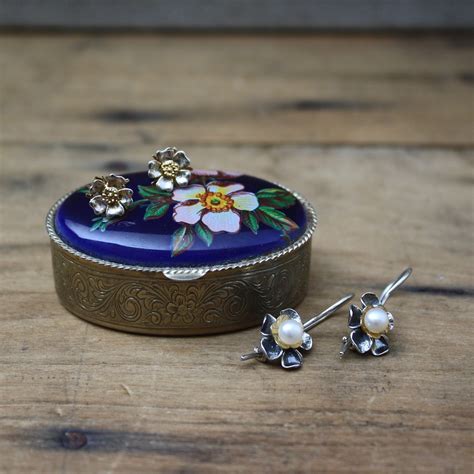 pill boxes out of china and metal from france|French Pill Box .